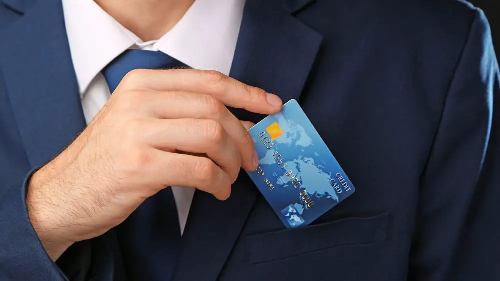 Do Rich People Use Credit Cards?